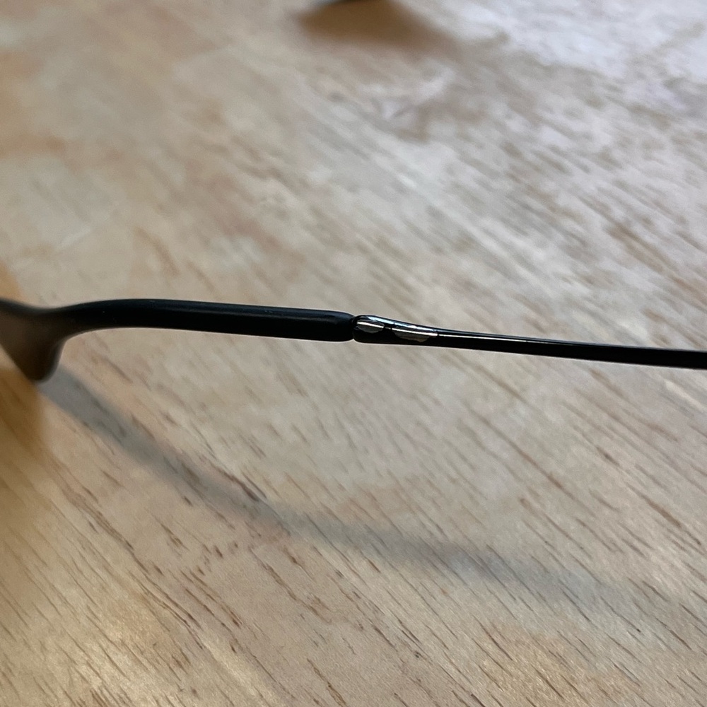Ray-Ban Classic Black Sunglasses - Picture 7 of 9